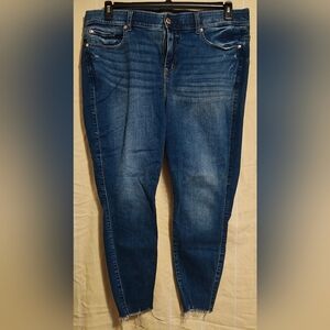 Torrid Bombshell Skinny Super Soft Distressed Jeans 22R